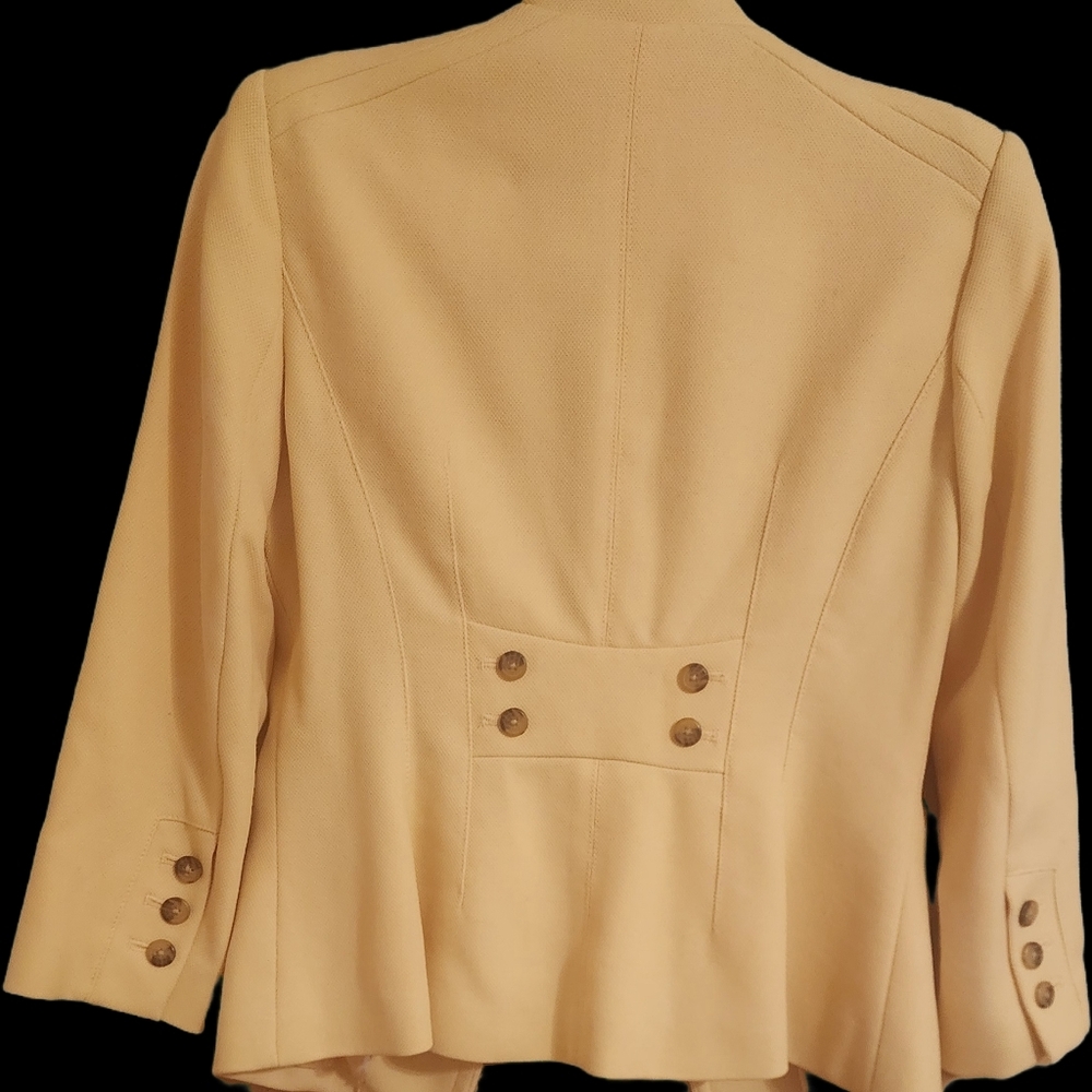 White House black market- butter yellow jacket size 0 - Picture 2 of 3